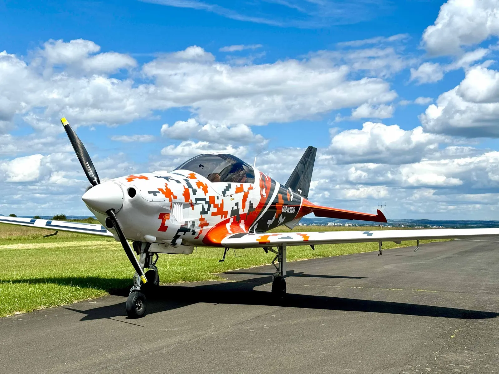 Pelegrin Tarragon OM-W906